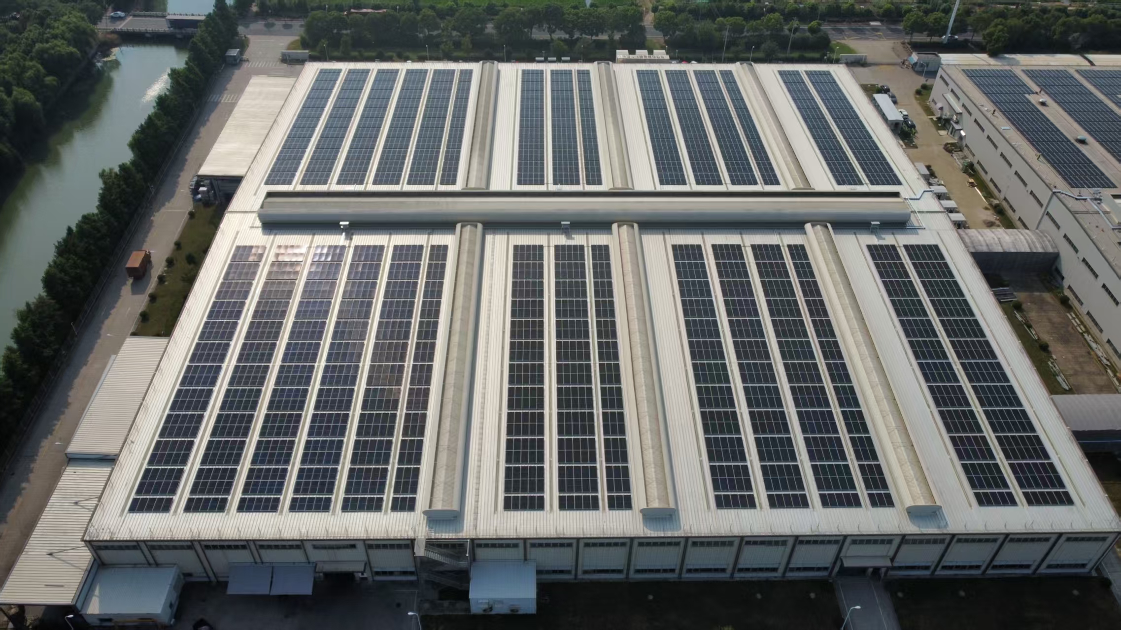 东升国际科技近50MW工商业分布式项目集中完工，赋能多元产业场景